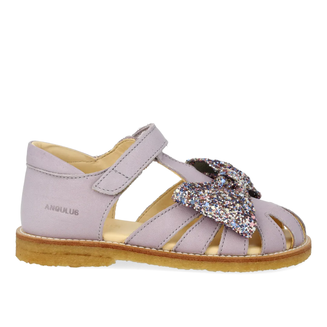 Angulus Sandal med glittersløjfe og velcrolukning sandal rummelig