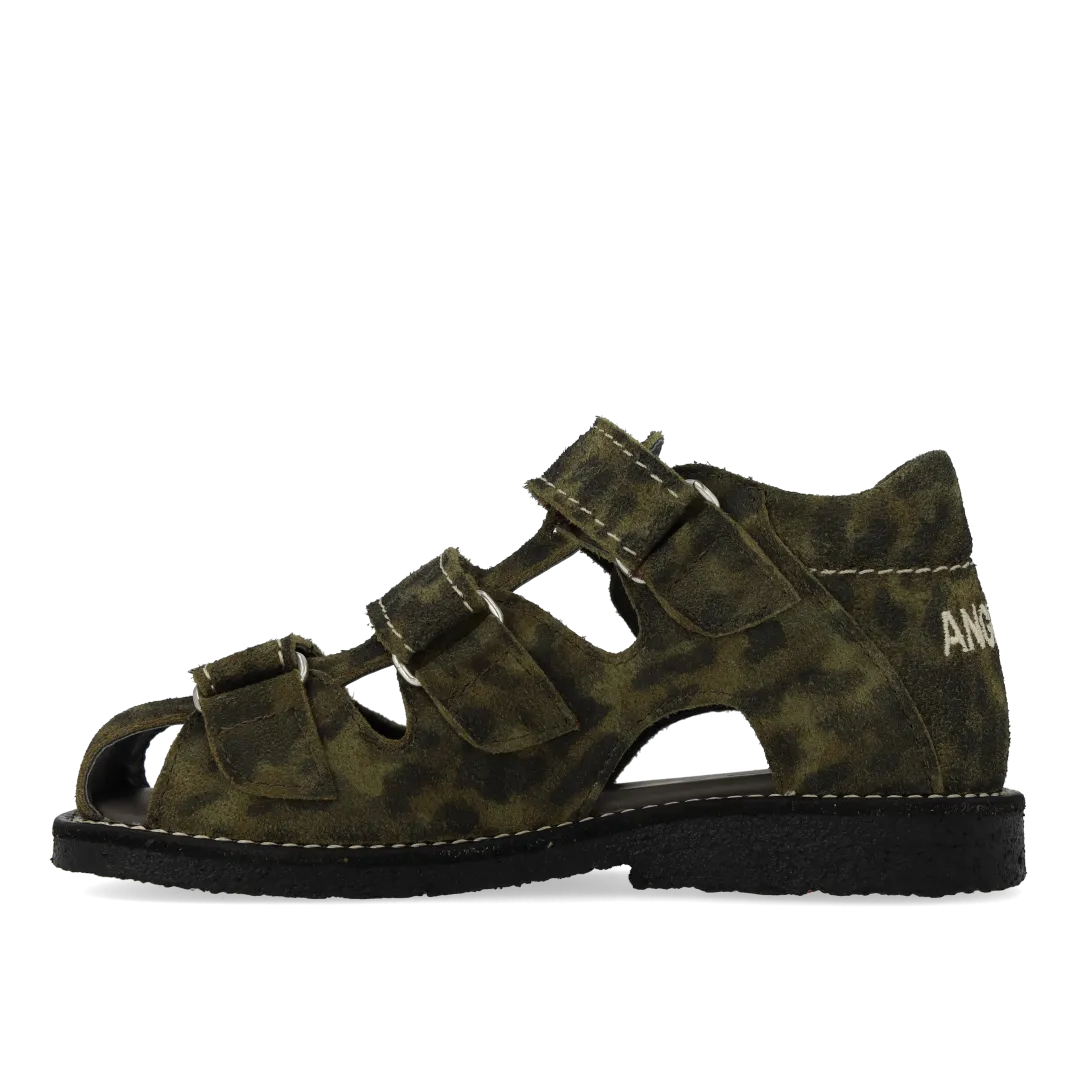 Angulus Sandal med stikningsdetaljer børnesandal rummelig