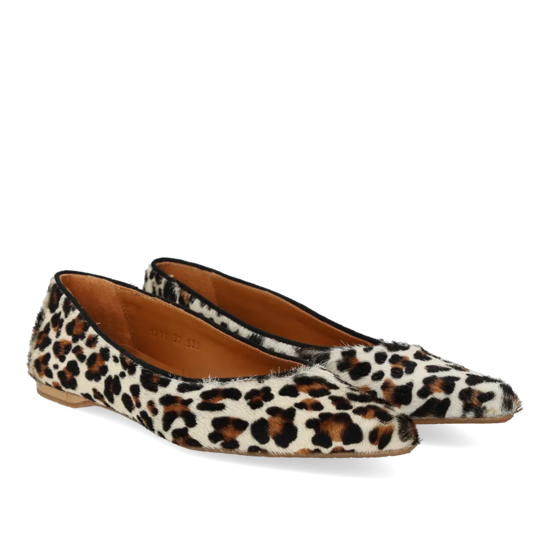 Angulus spids ballerina pony-pels leopard ballerinasko
