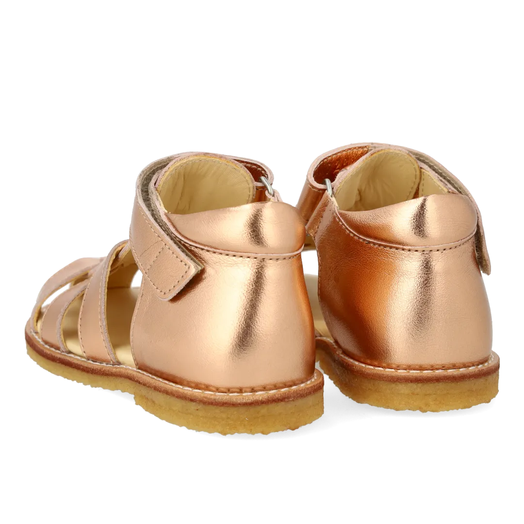 Angulus Begynder sandal med velcro børnesandal rummelig læder