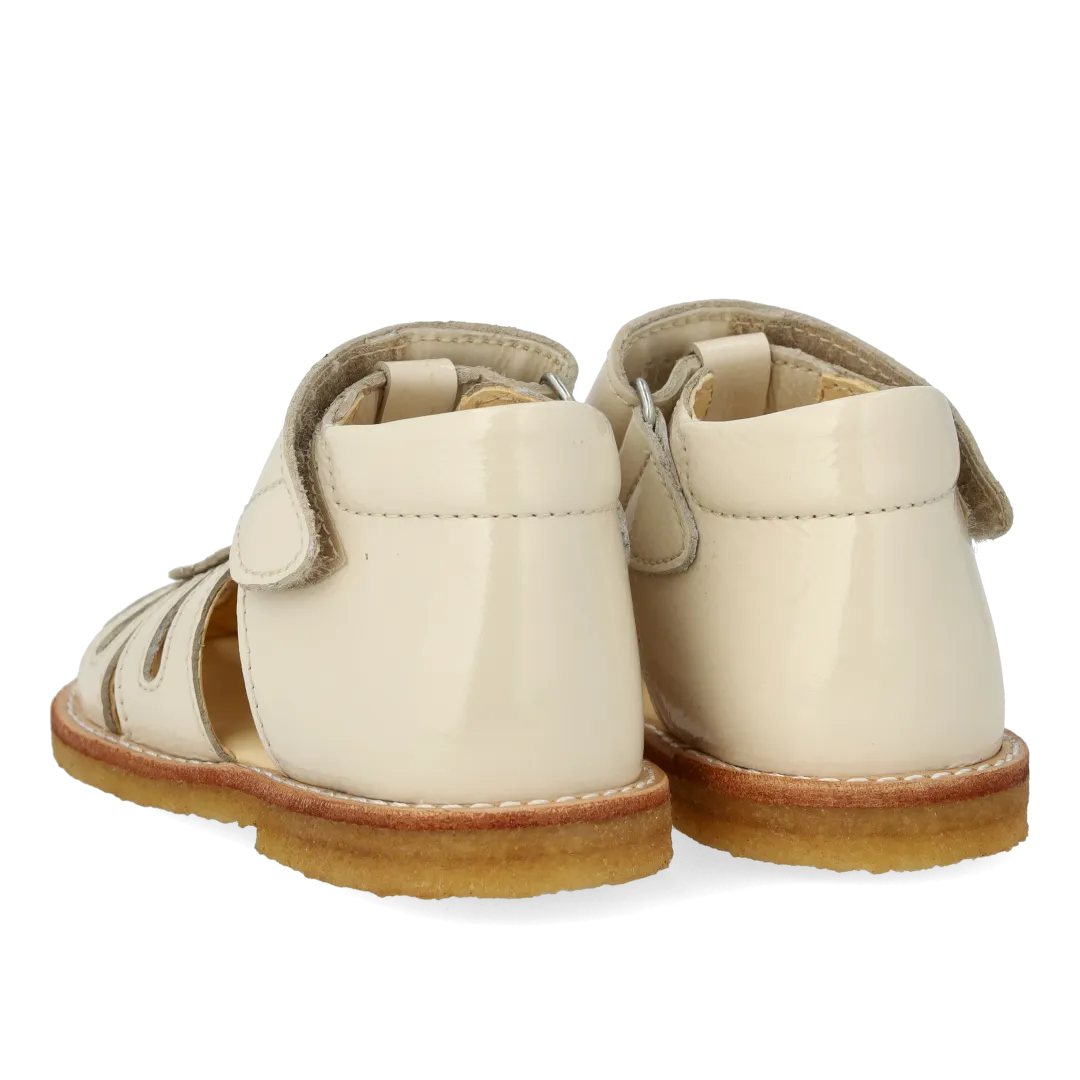Angulus Begynder lædersandal med velcro lukket tå