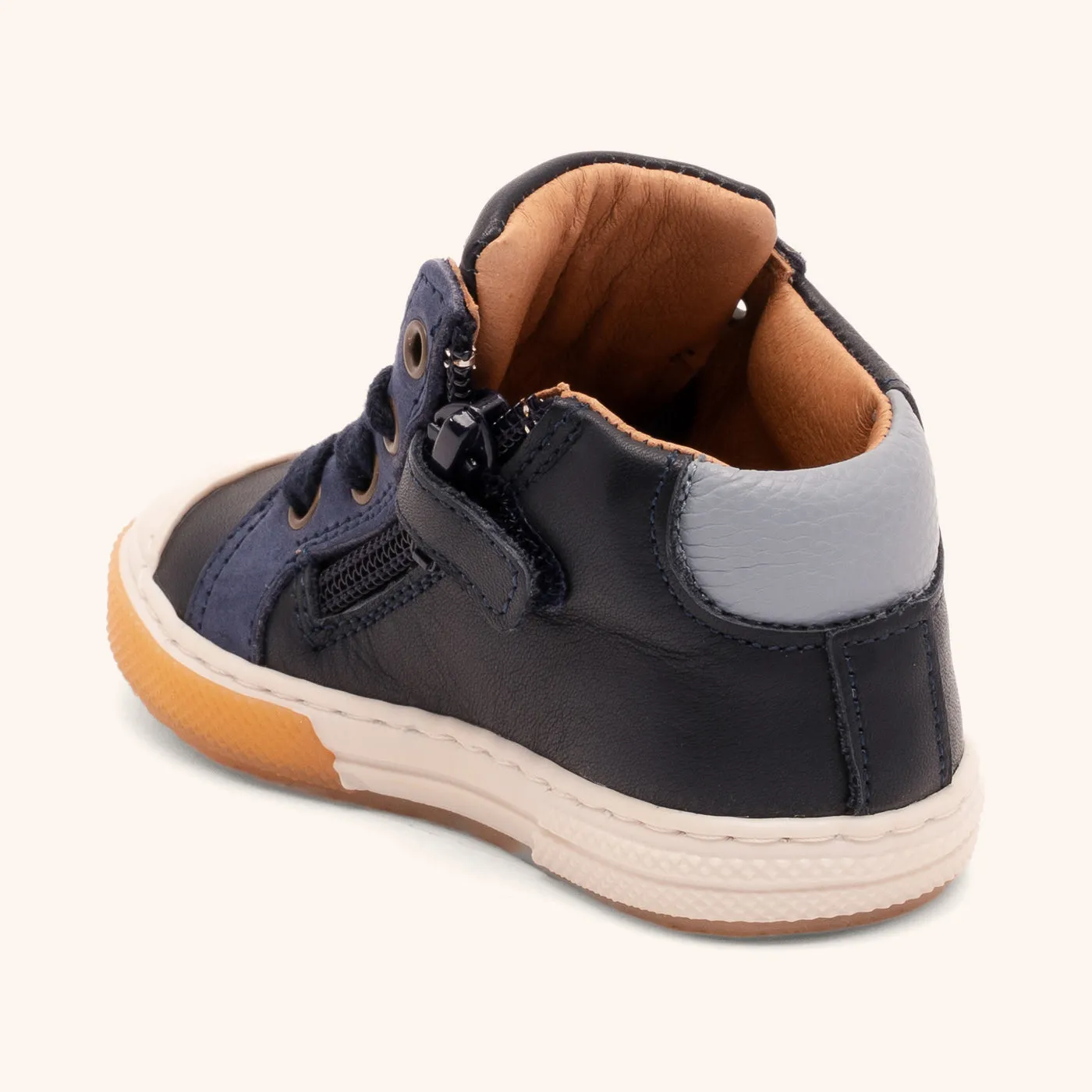 Bisgaard Holger sneaker navy første skridt