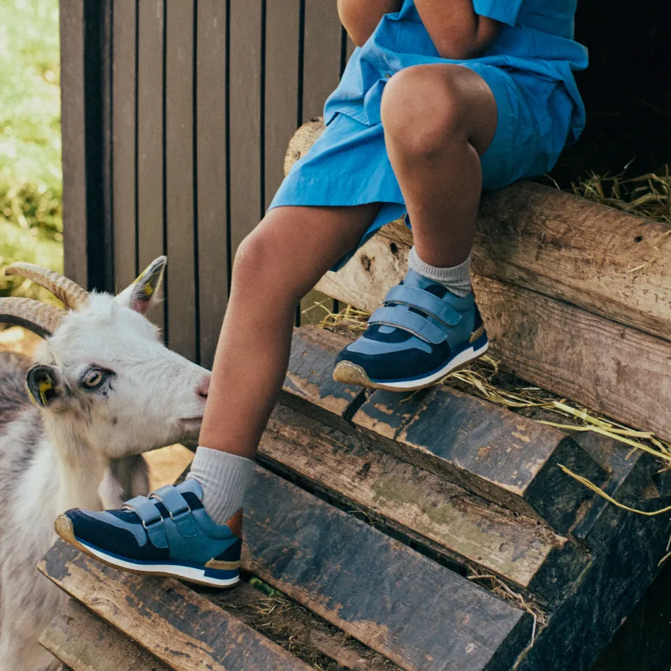 Angulus Running sneaker børnesneakers i læder rummelig