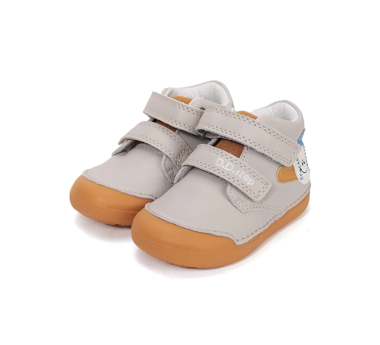 D.D.Step S066-61414A begyndersko dreng first step