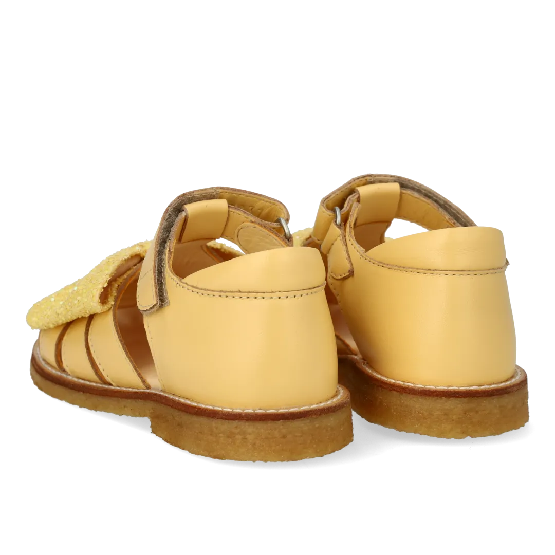 Angulus Sandal glittersløjfe børnesandal rummelig str 26-31