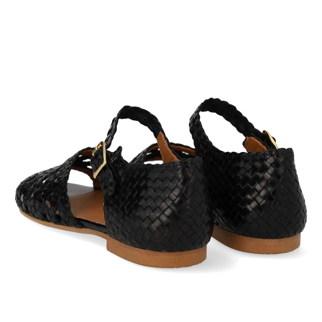 Angulus Håndflettet sandal med hulmønster detalje lædersandal