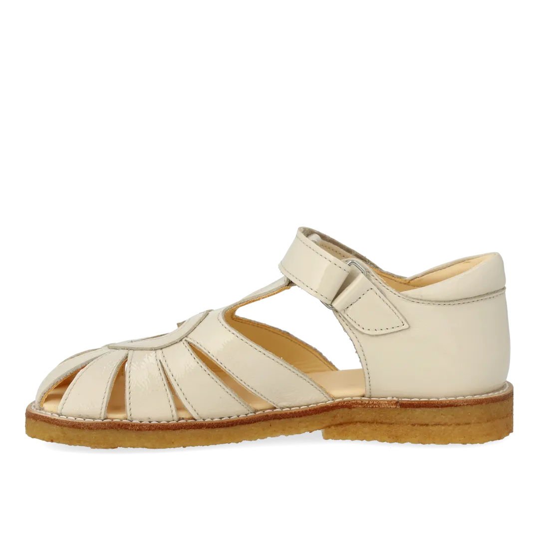Angulus Hjertesandal børnesandal rummelig velcro