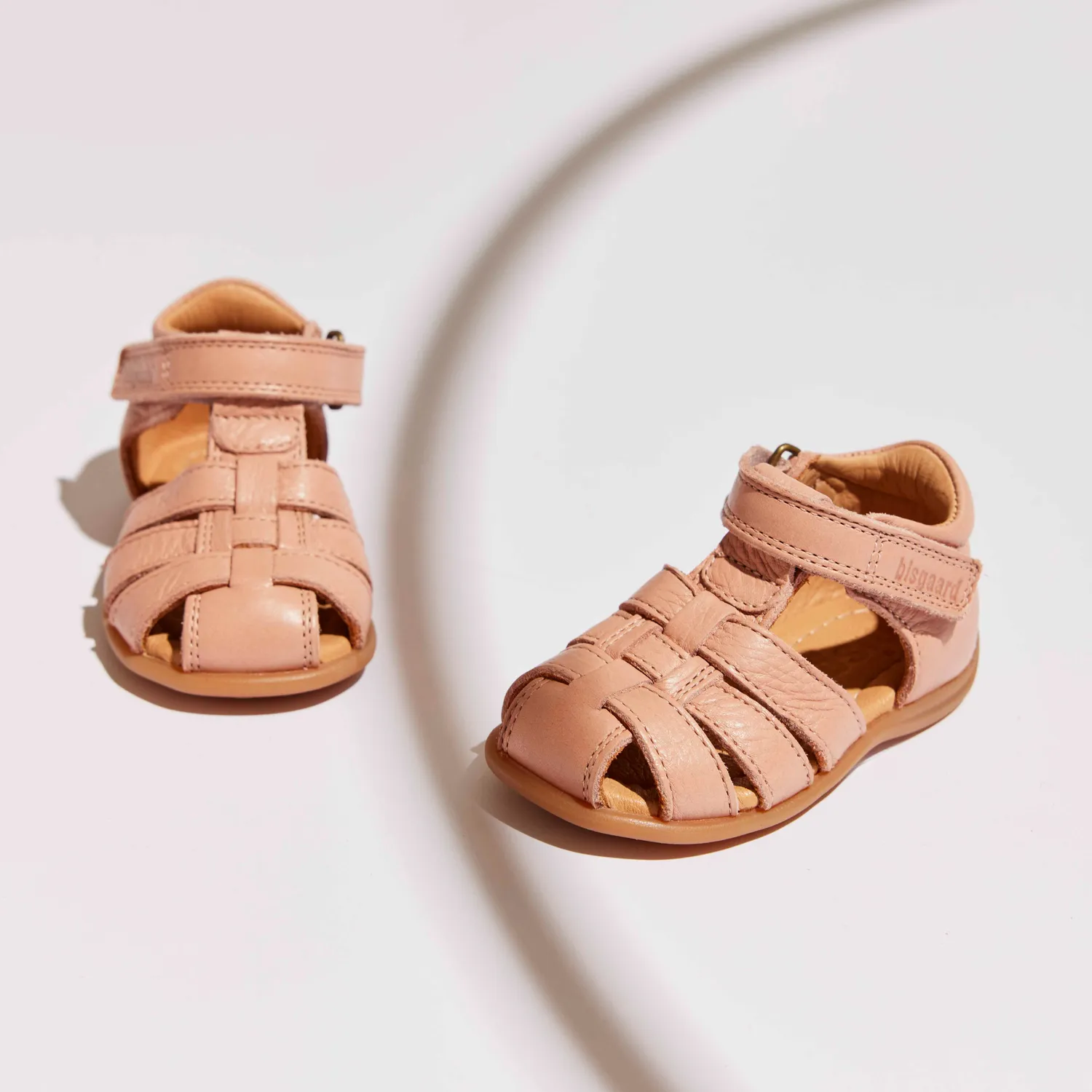 Bisgaard Carly sandal nude i læder lukket tå