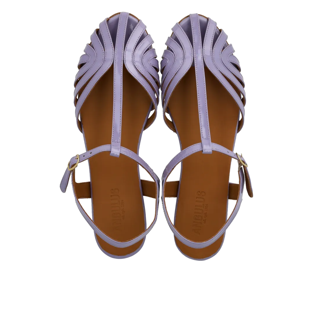 Angulus Flad sandal med smuk organisk frontdetalje damesandal