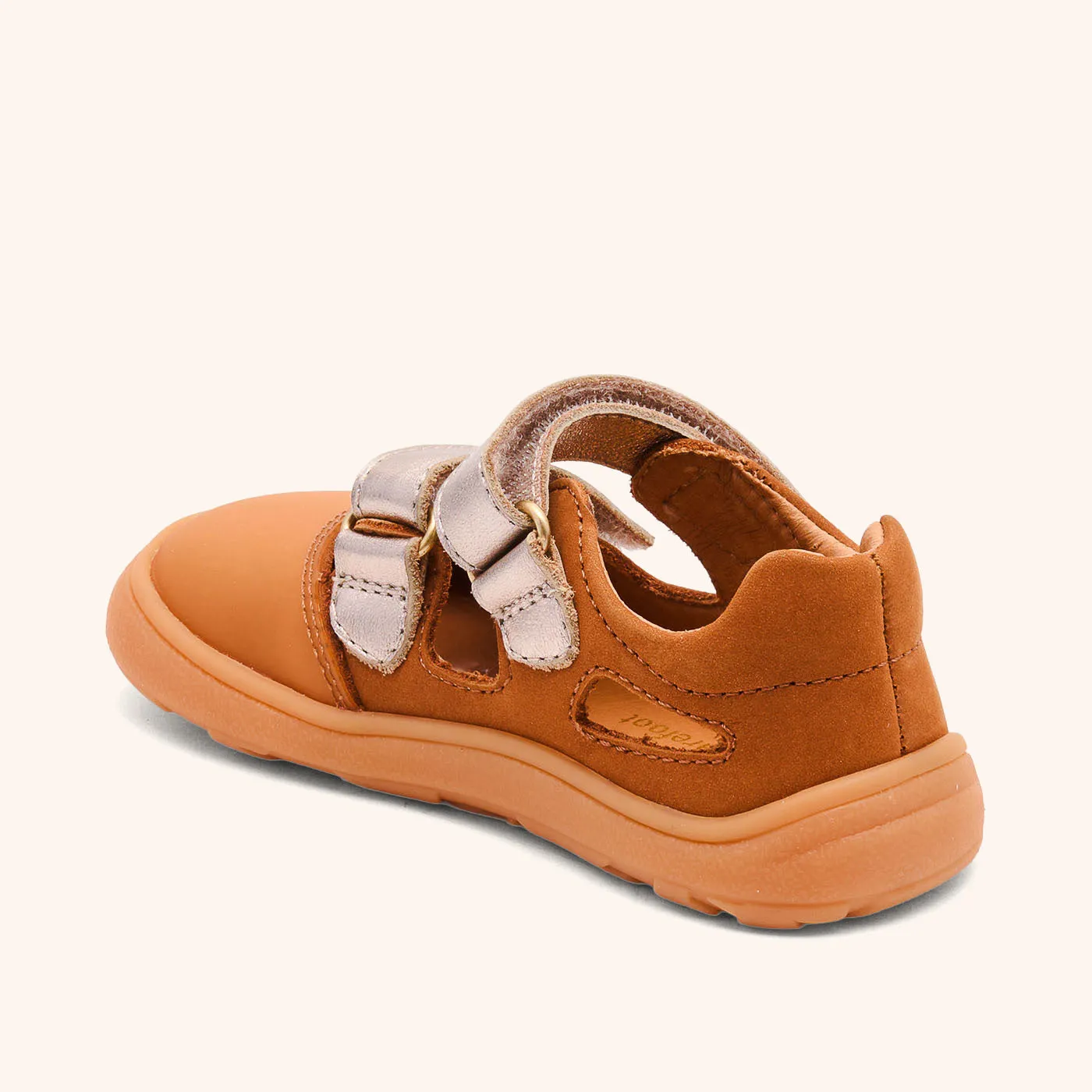 Bisgaard Michi barfodsandal cacao bred tåboks