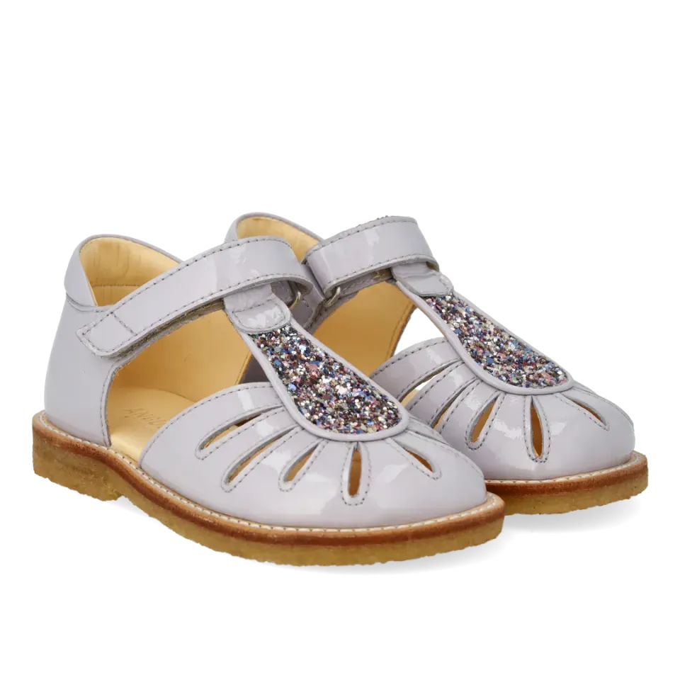 Angulus dråbedetalje sandal glitter rummelig pasform