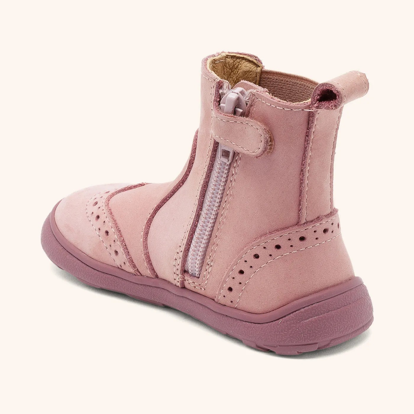 Bisgaard Barefoot Katie støvle rose hulmønster