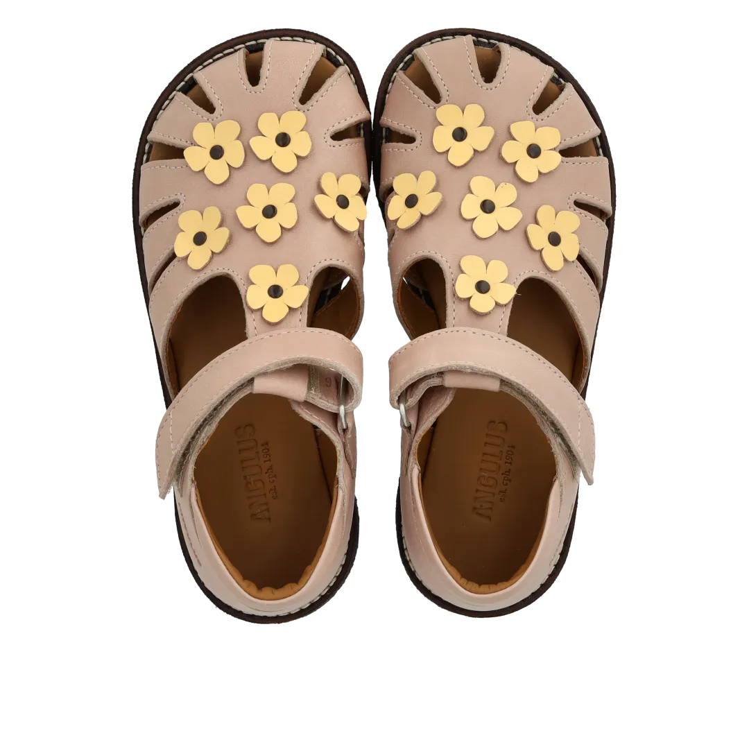 Angulus Sandal Blomst Rummelig Læder Lukket Tå