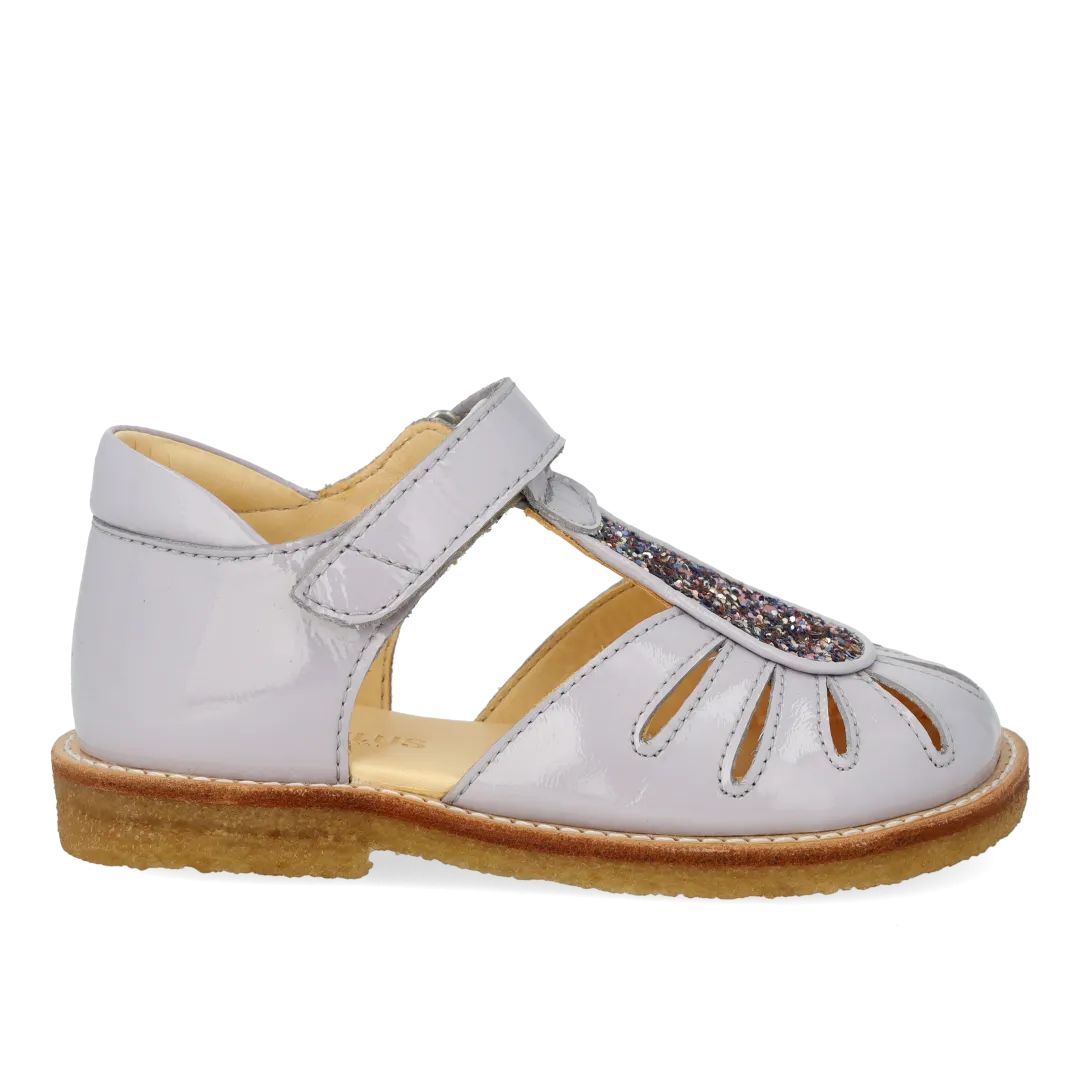 Angulus dråbedetalje sandal glitter rummelig pasform