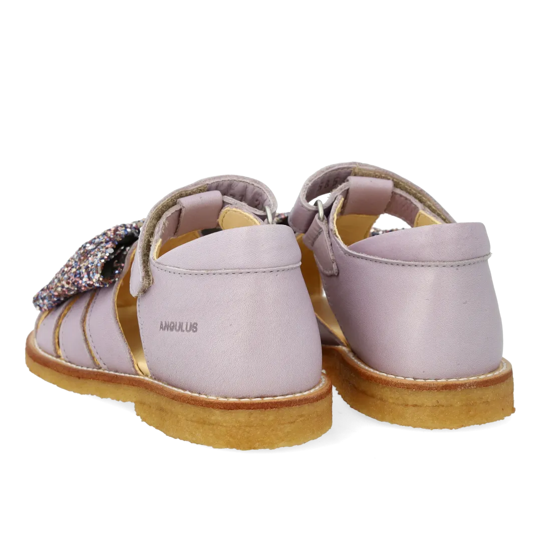 Angulus Sandal med glittersløjfe og velcrolukning sandal rummelig
