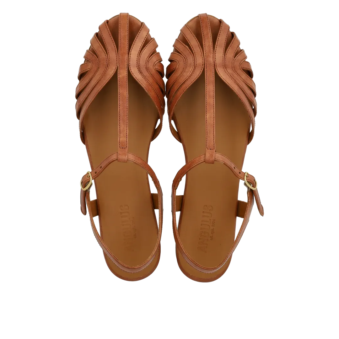 Angulus flad sandal organisk front T-strap skind