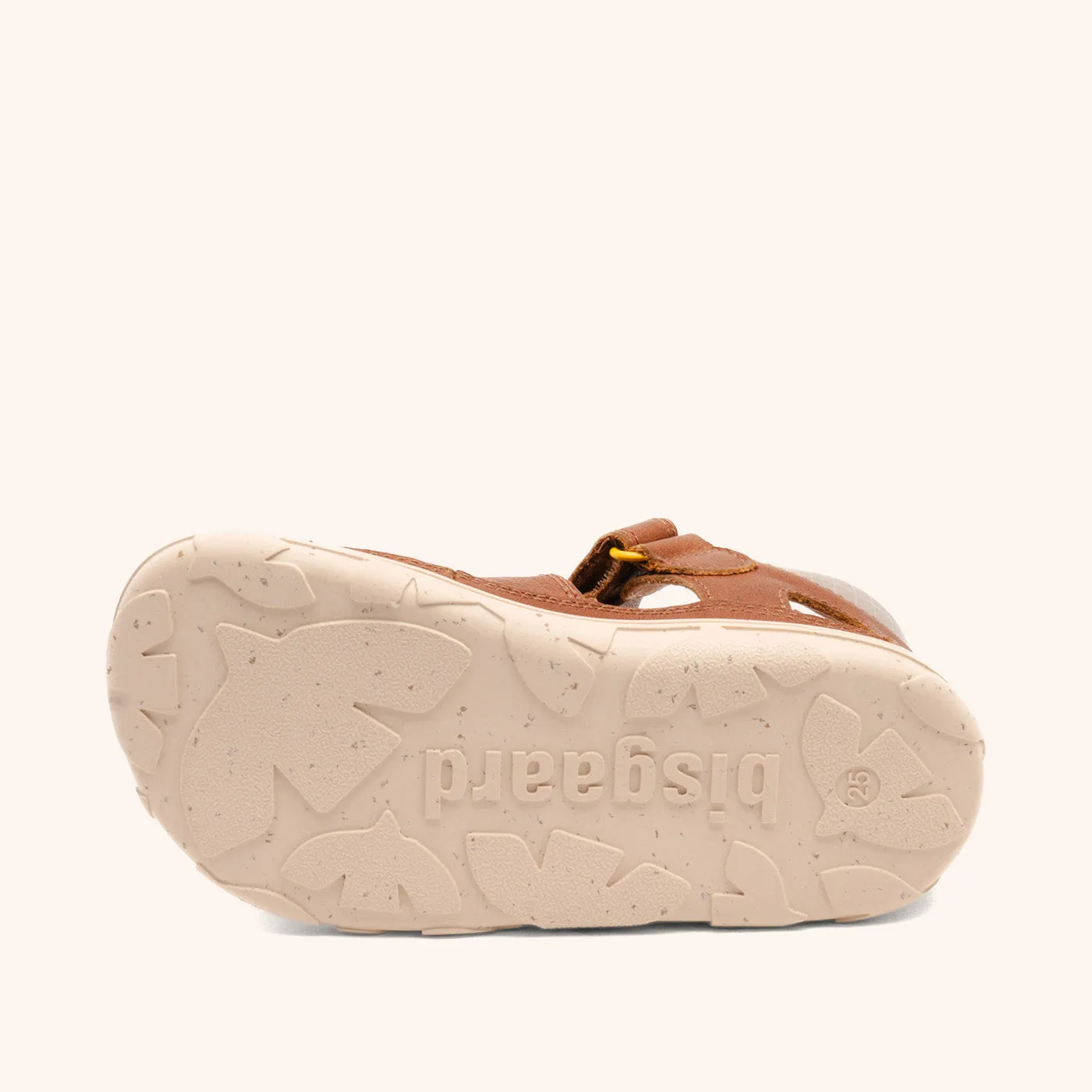 Bisgaard Barefoot Vic barfodssandal cognac