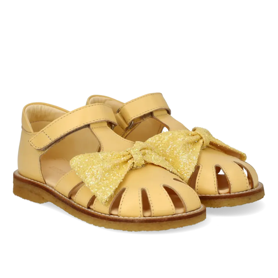 Angulus Sandal glittersløjfe børnesandal rummelig str 26-31