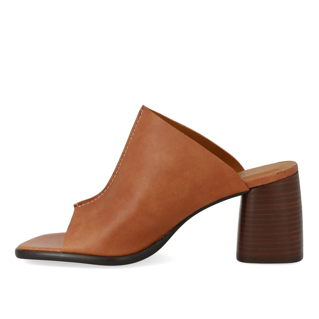 Angulus Mule sandal læder skulpturel hæl 7 cm