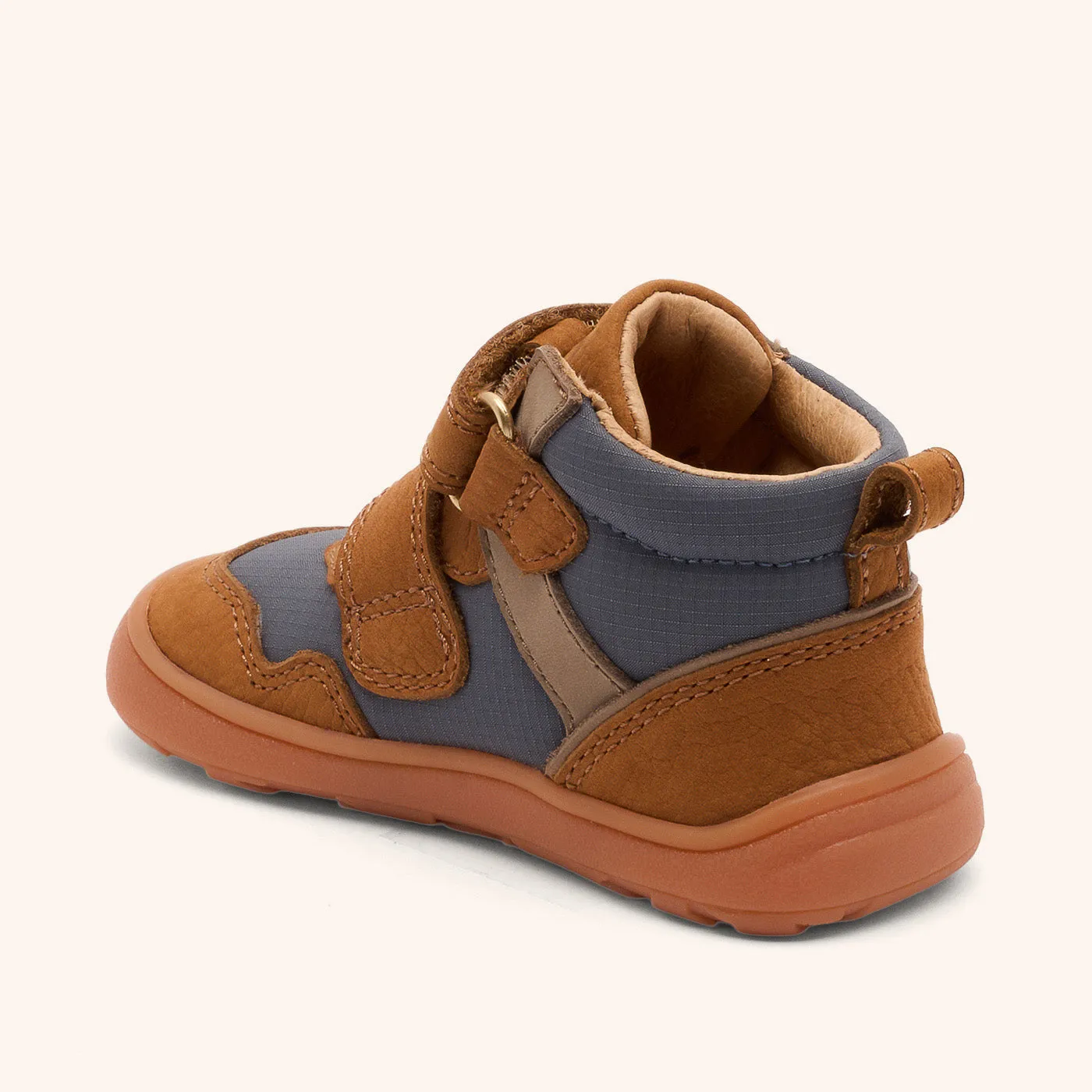 Bisgaard Barefoot Becky barfodssko cognac bred