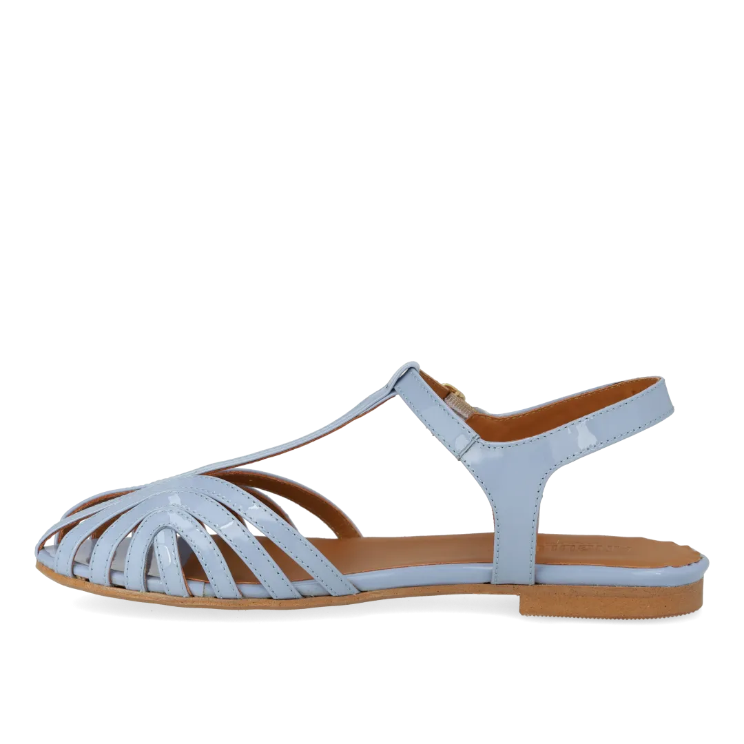 Angulus Flad sandal T-strap organisk detalje