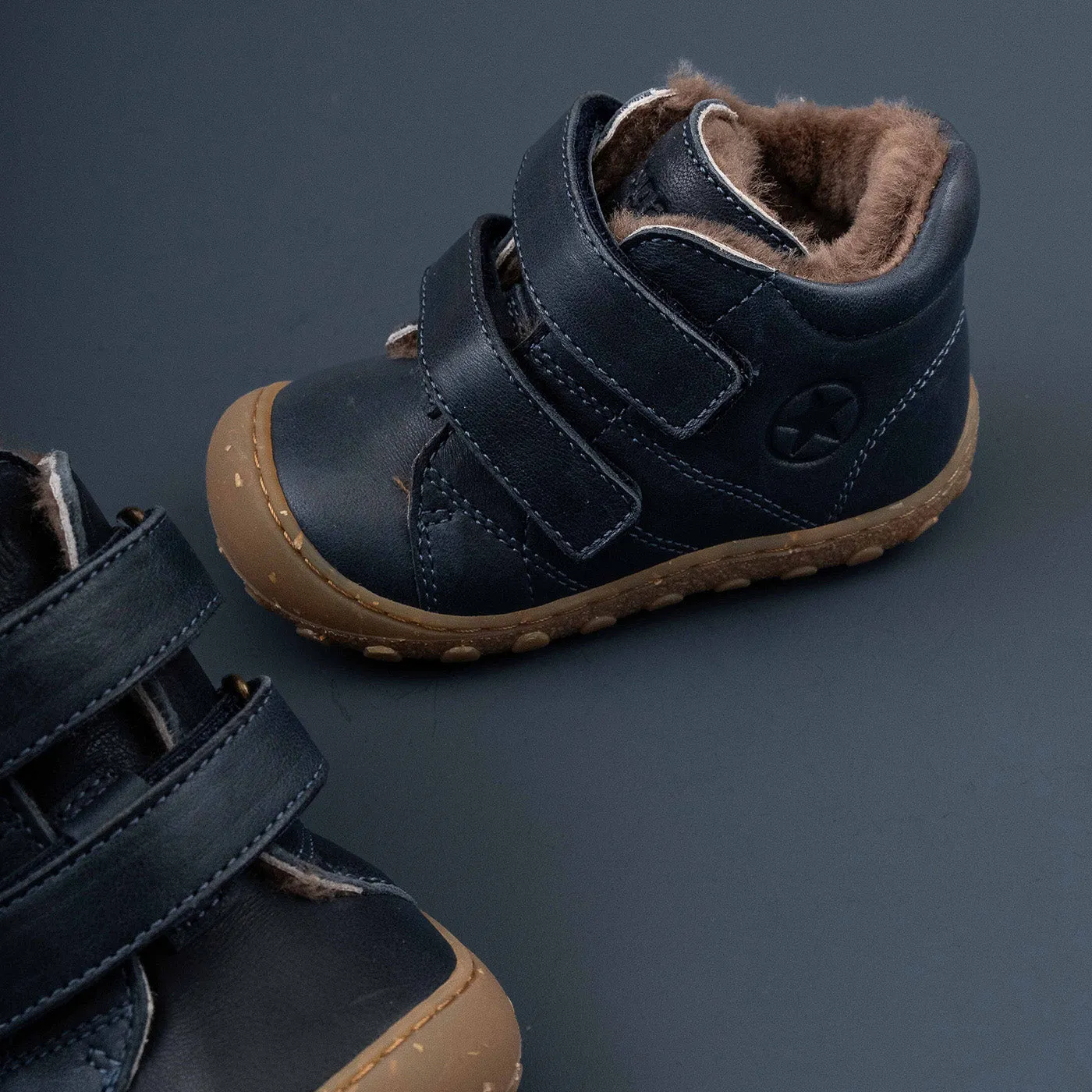 Bisgaard Hale V Lamb begyndersko navy lammeuld