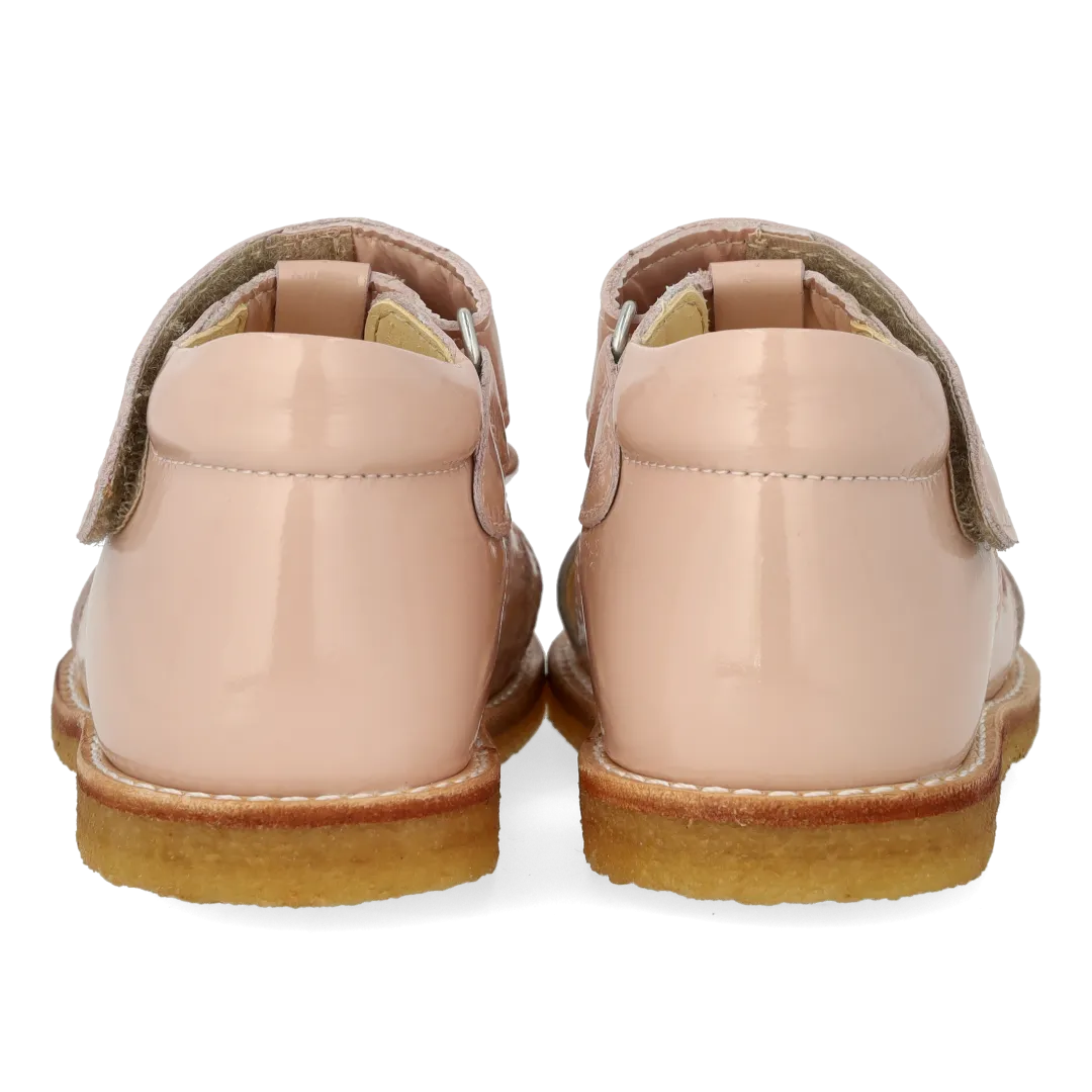 Angulus Begynder sandal med sløjfe og velcro lukning