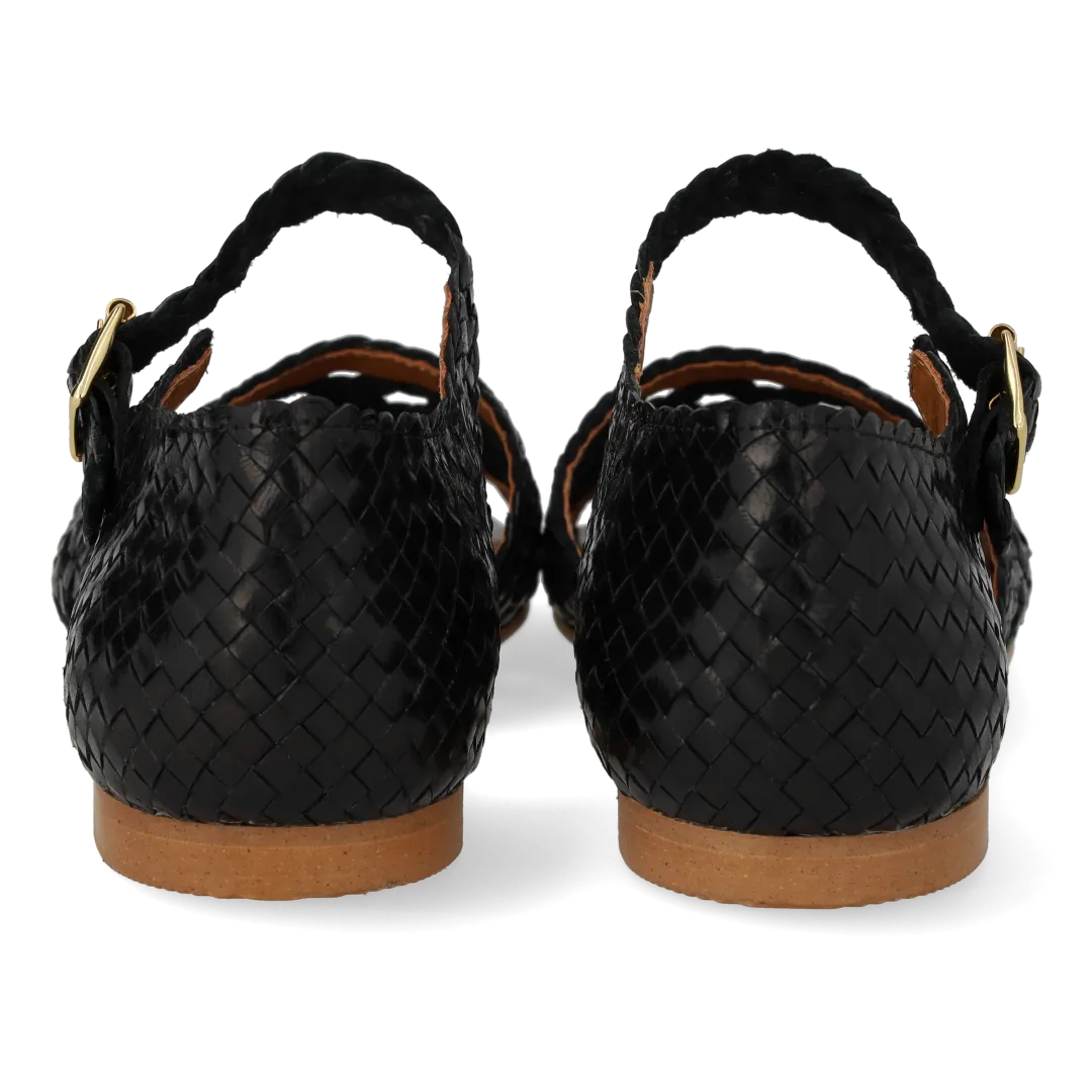 Angulus Håndflettet sandal med hulmønster detalje lædersandal