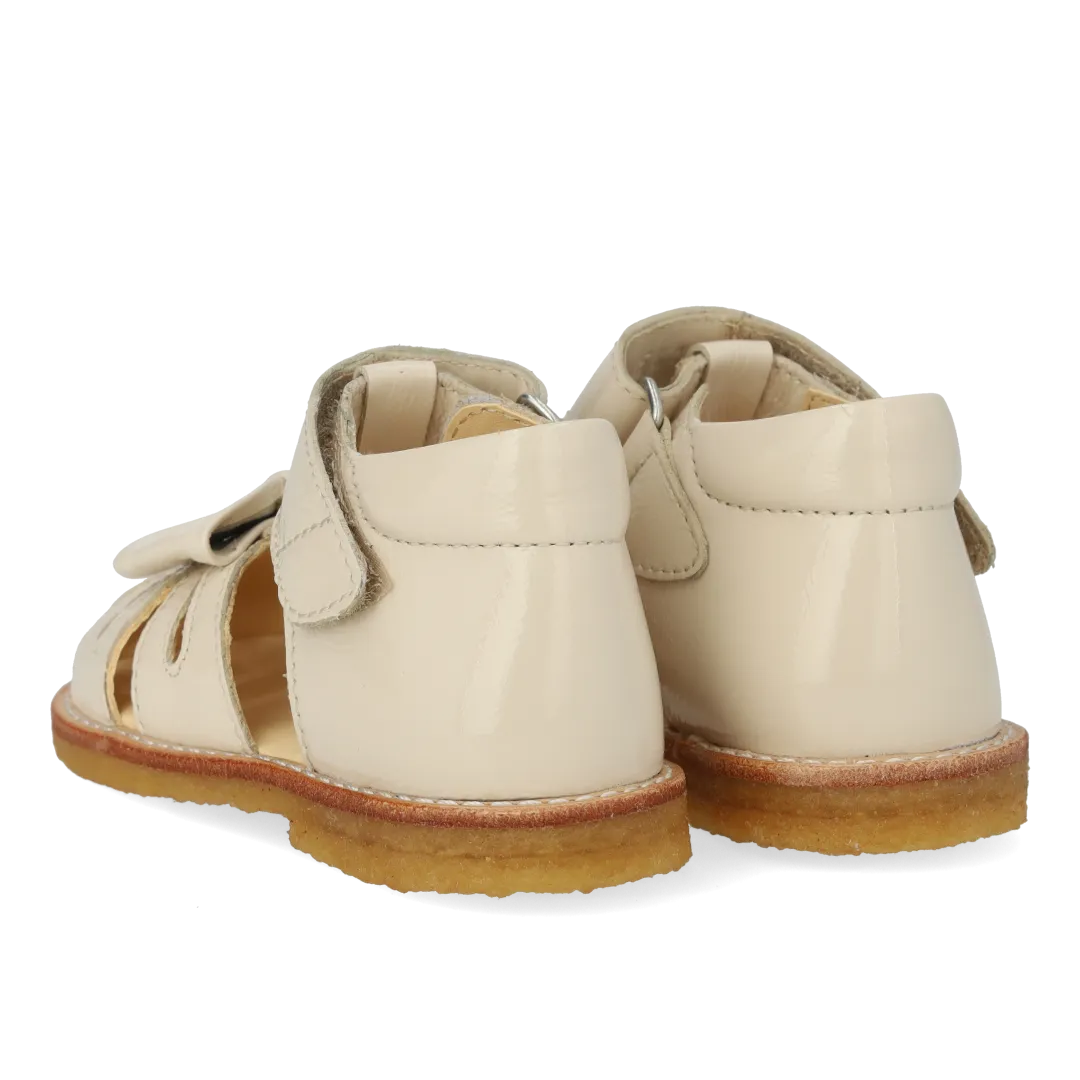 Angulus Begynder sandal med sløjfe velcro børn