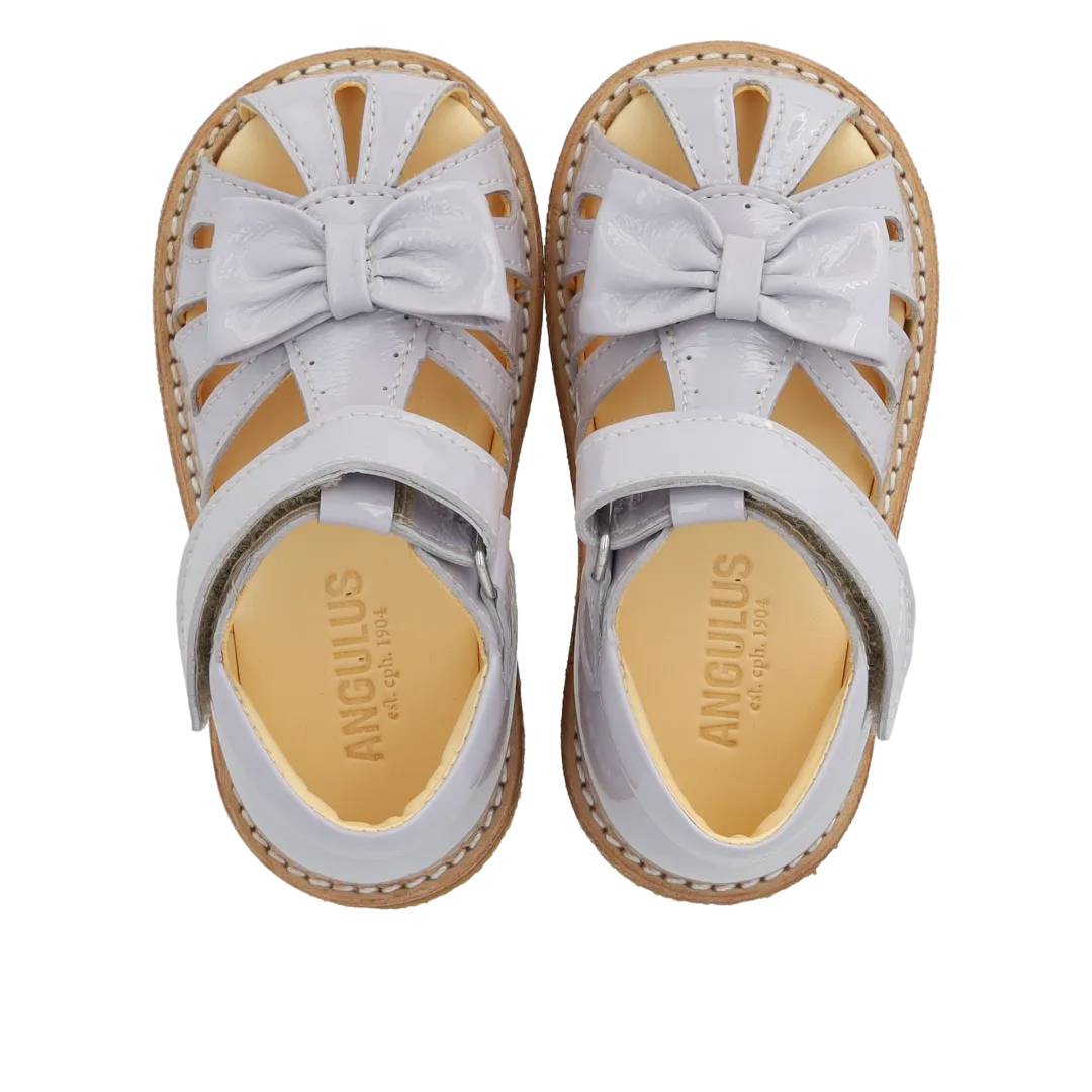 Angulus Begynder Sandal med Sløjfe og Velcro Lukning Lukket Tå