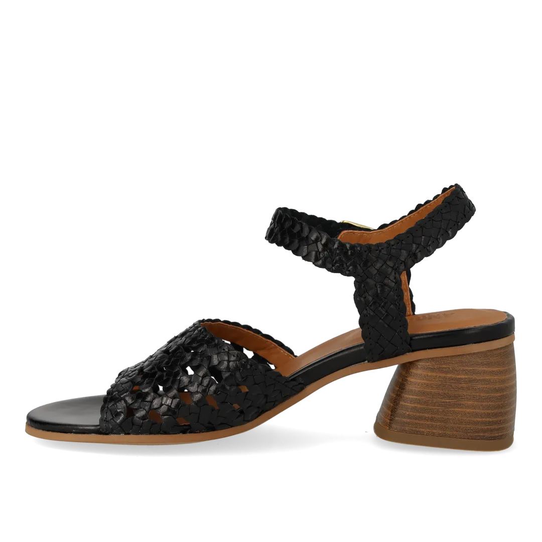 Angulus Håndflettet sandal med skulpturel hæl damesandal læder