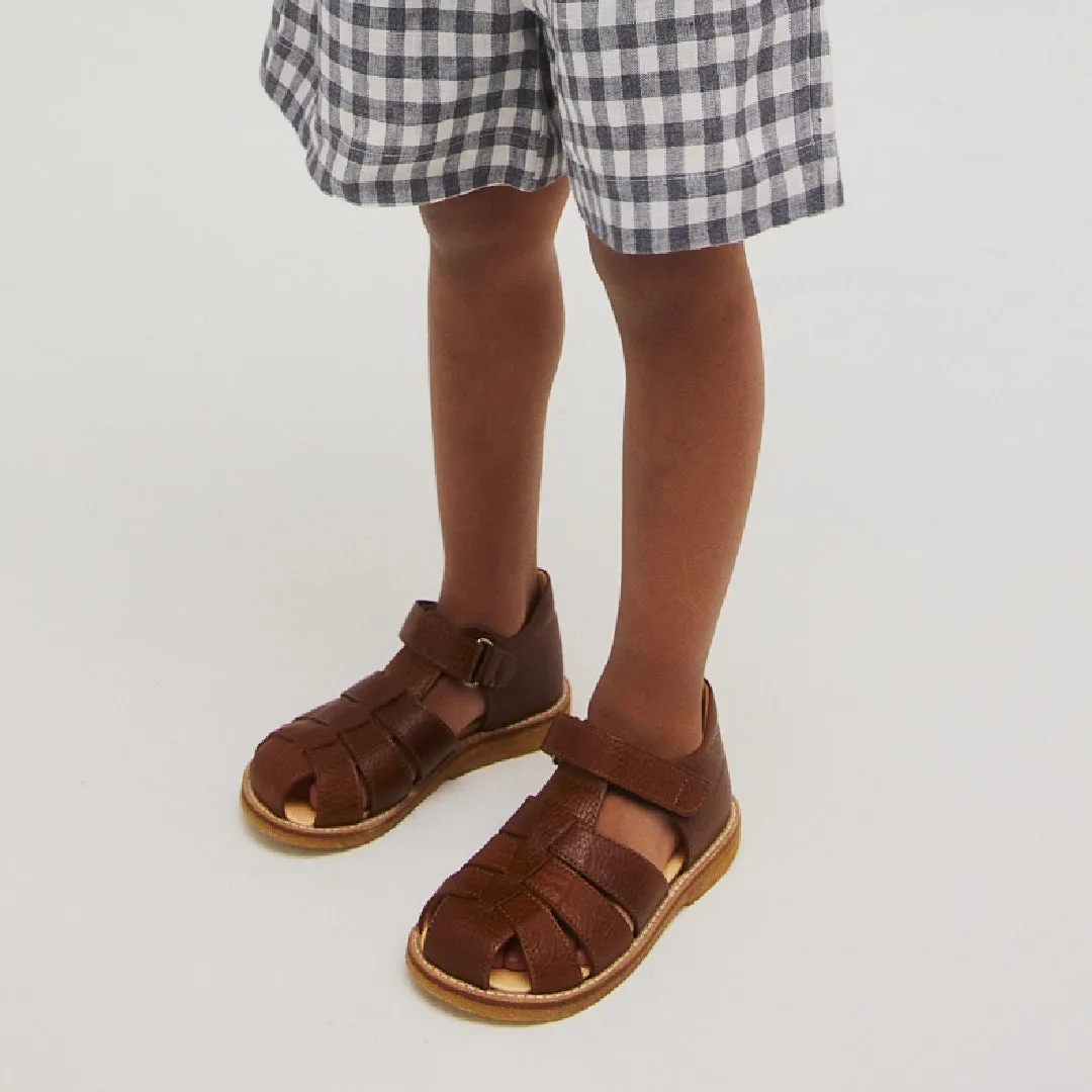 Angulus sandal med justerbar velcrolukning børnesandal lukket tå
