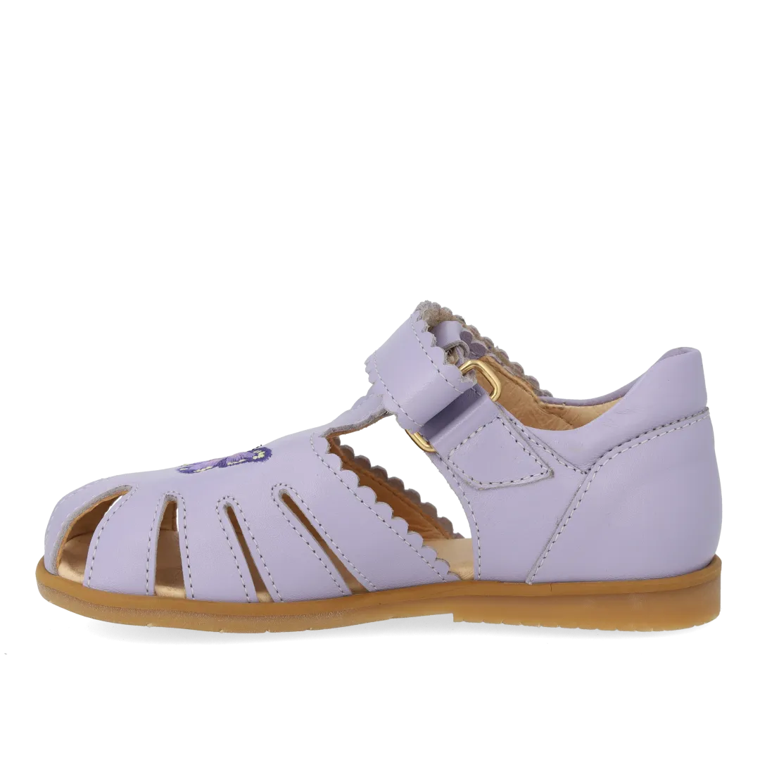 Angulus sandal lukket tå sommerfugl børnesandal rummelig