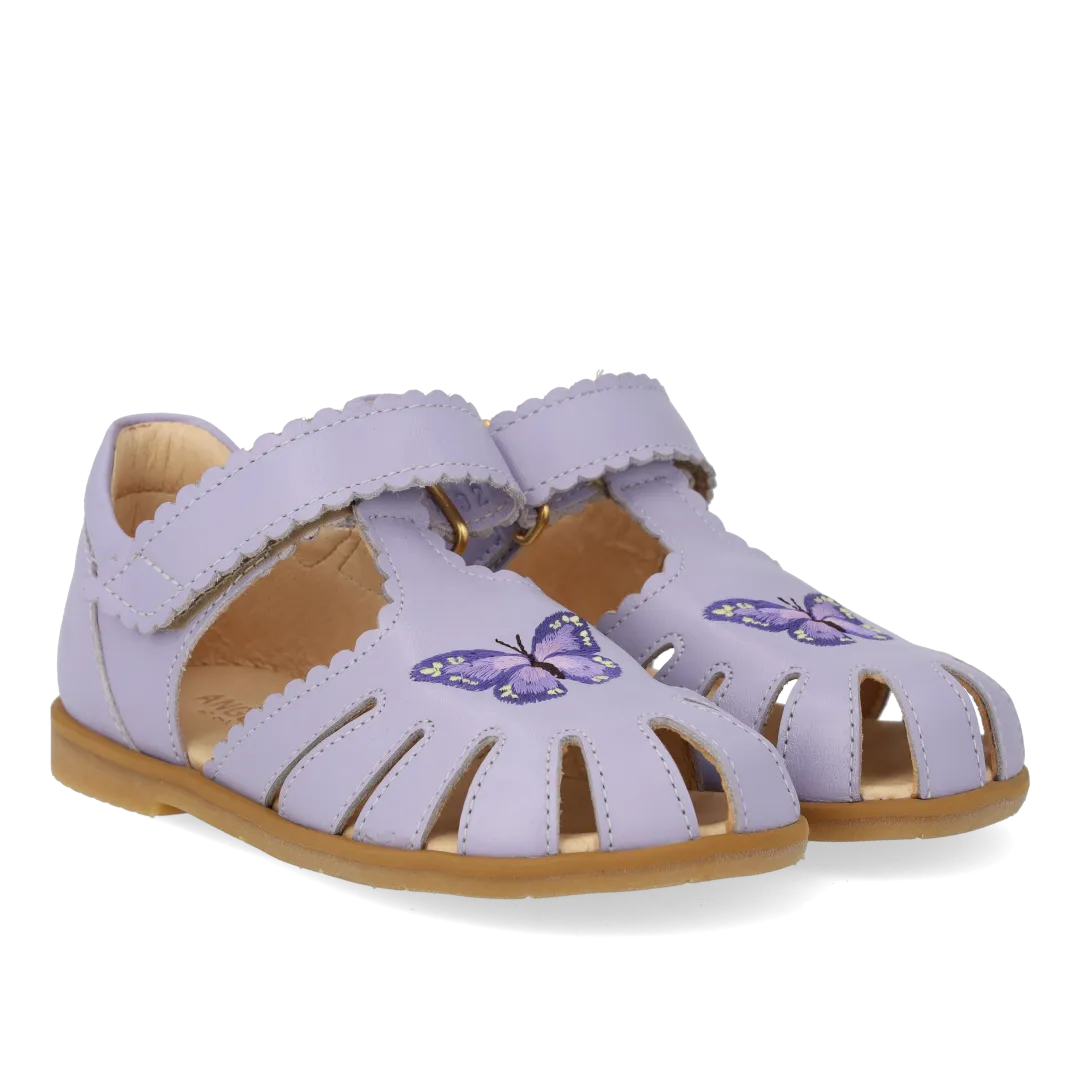 Angulus sandal lukket tå sommerfugl børnesandal rummelig